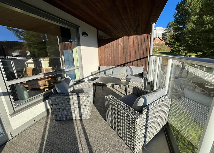 Modern In The Heart Of Center *