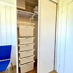 Modern In The Heart Of Center Apartman