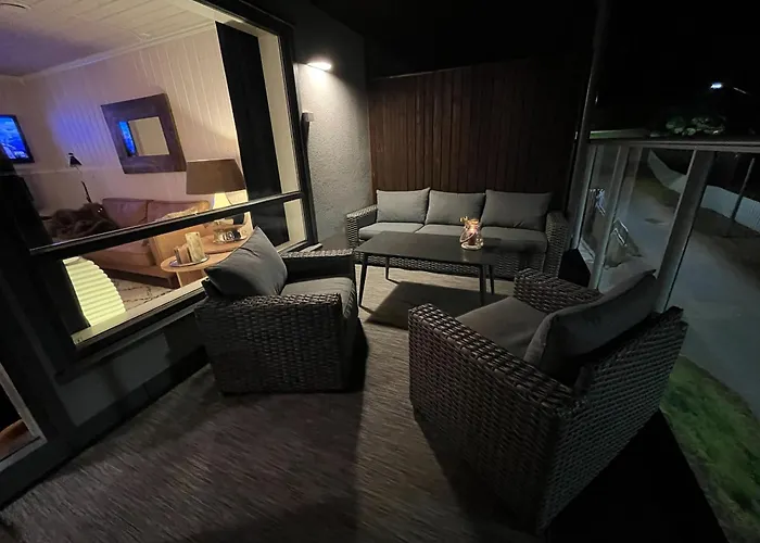 Modern In The Heart Of Center *